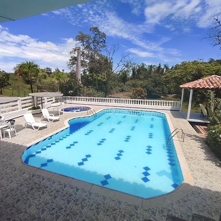 Hotel Campestre Las Cavernas La Mesa Norte Ngoại thất bức ảnh